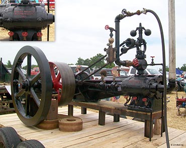 Sinker Havis Co. hit-n-miss engine